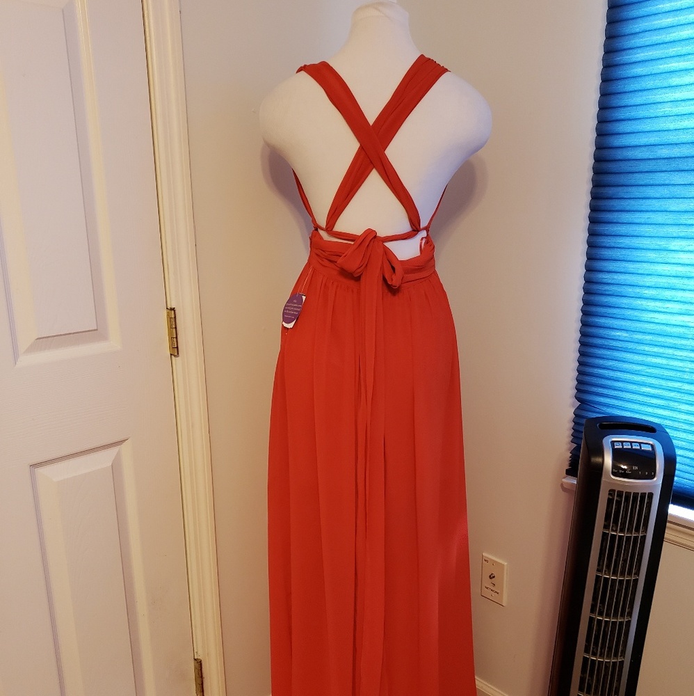 Size S red crisscross strappy dress
